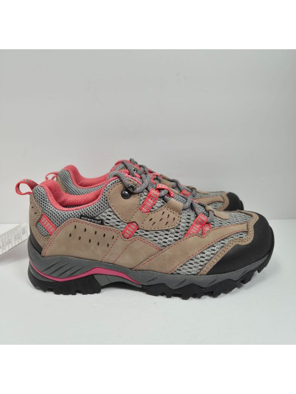 Chinook Women's Tan/Pink Waterproof Hiking Shoes US Size 7 NWT